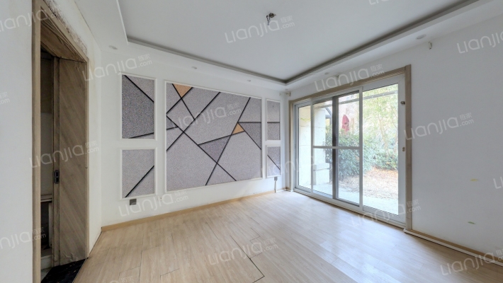 东原郦湾东区二手房实景图