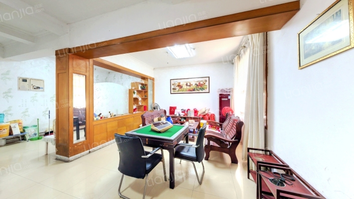 胡岗小区二手房实景图