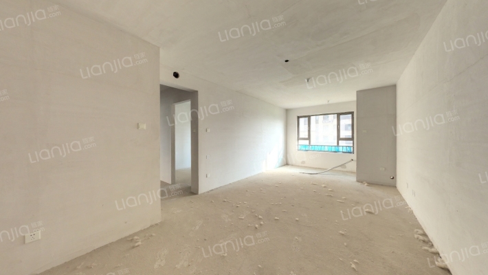 梦湖花镜孔雀城二手房实景图