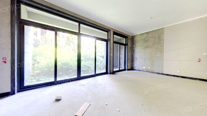 永威逸阳溪畔二手房实景图