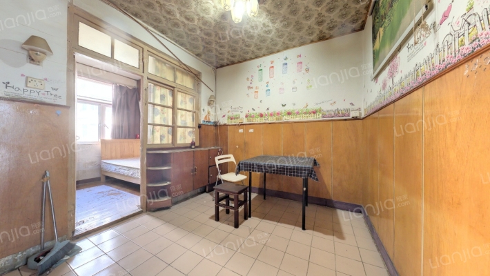 彩香一村四区二手房实景图