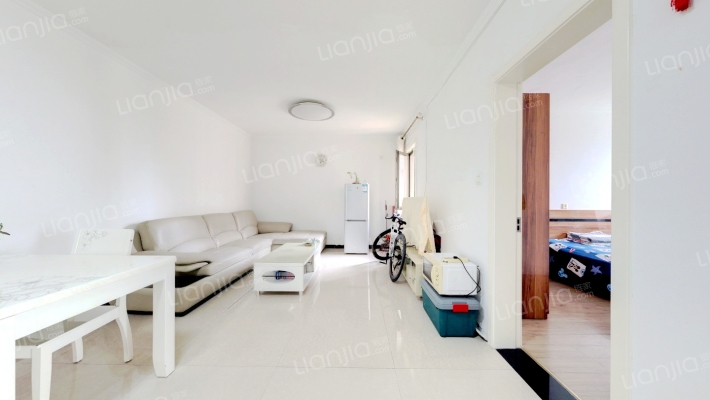 保利上河雅苑北区二手房实景图