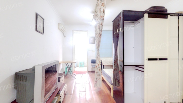 清华源二期二手房实景图