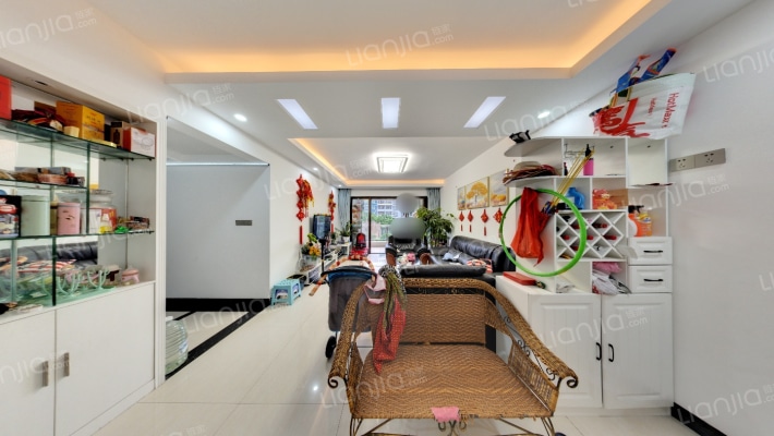 鸿海豪庭二手房实景图