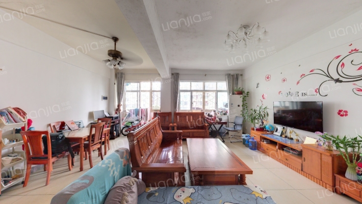 海滨花园二手房实景图