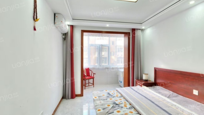 东岗路五交化宿舍二手房实景图