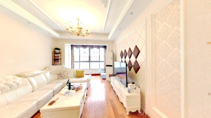 西欧龙城二手房实景图