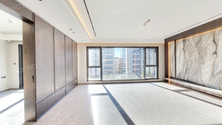 中海峰境南开二手房实景图