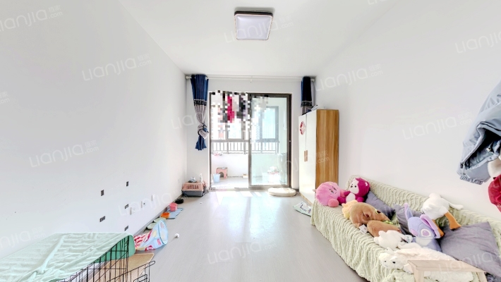 新店雅苑C地块二手房实景图