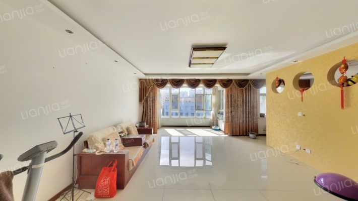 新城雅苑二手房实景图