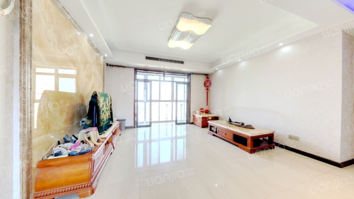 大江天际二手房实景图