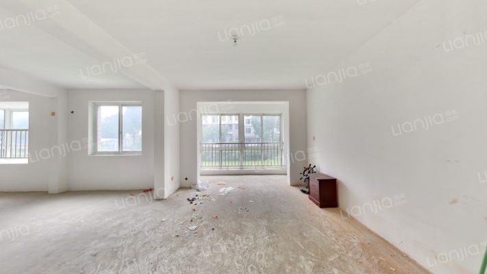 和鑫花园三村二手房实景图