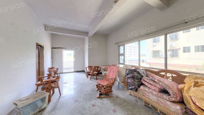 泮沙村二手房实景图