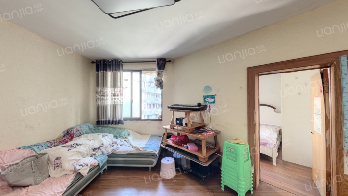 新山村小区西区二手房实景图