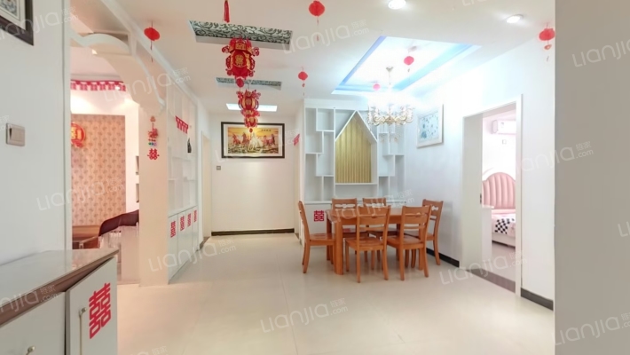瑞纳花园二手房实景图