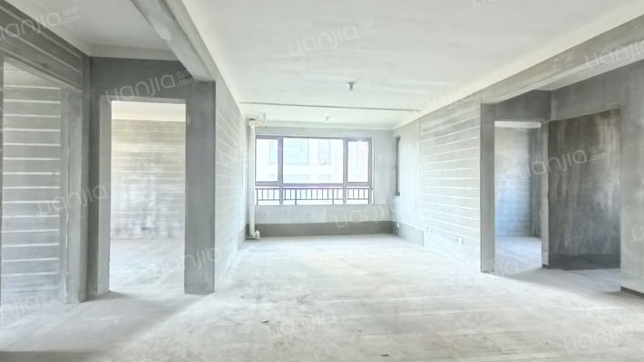 湖东佳苑二手房实景图