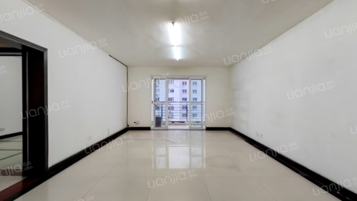 国展购物公园住宅楼小区二手房实景图