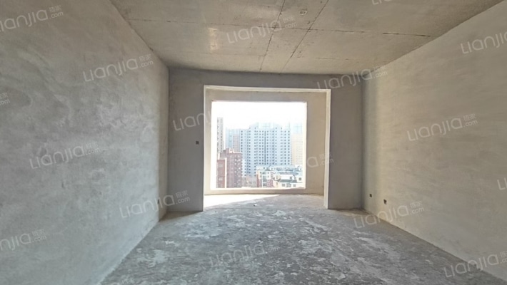 尚庭玫瑰园二手房实景图
