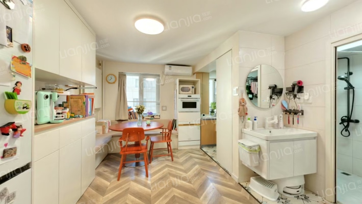 安定路二手房实景图