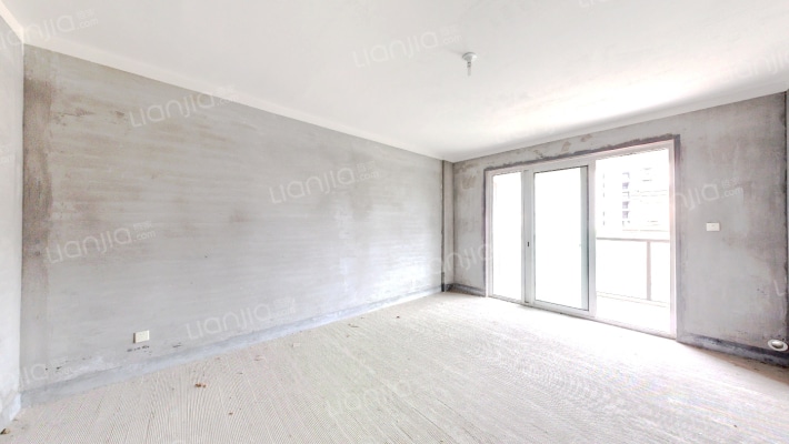 日兴家园二手房实景图