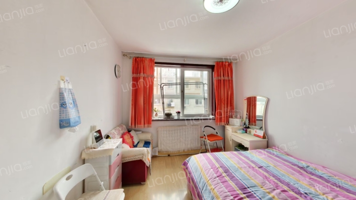 黑石礁景山二手房实景图