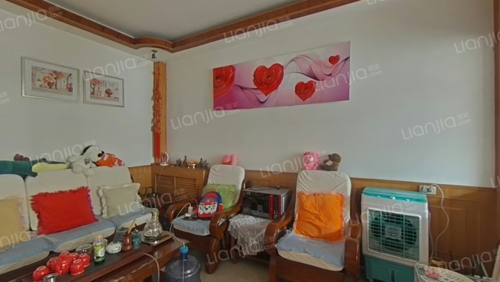 一建公司家属院东院二手房实景图