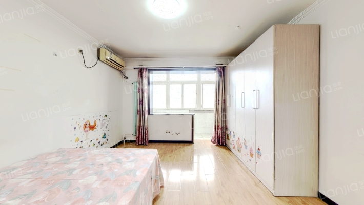 大山子南里二手房实景图