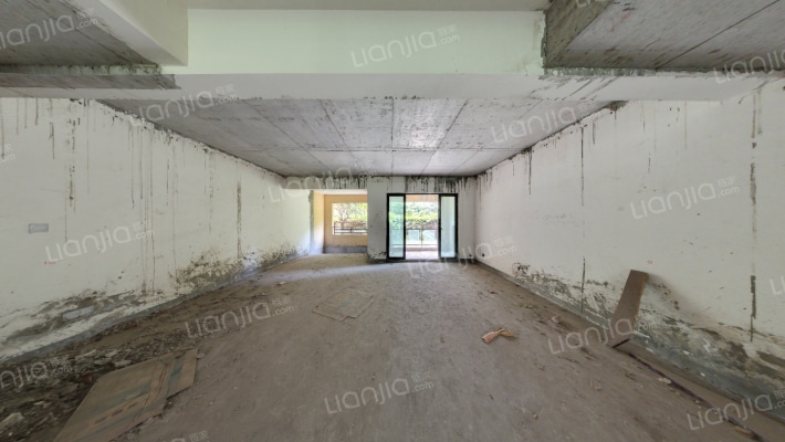 鹏润鹿山台二手房实景图