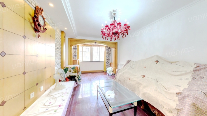 青岛山公寓二手房实景图