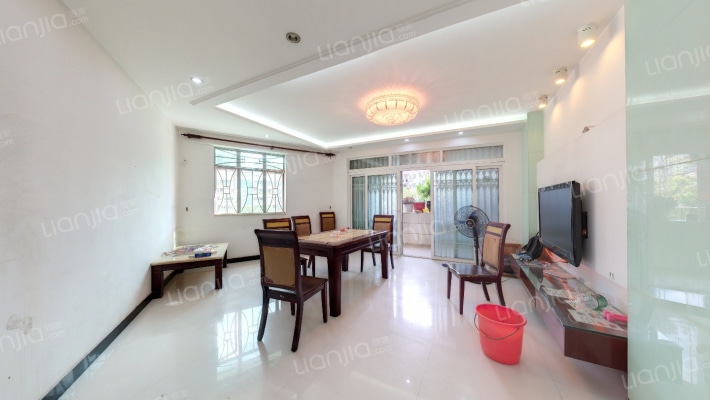 恒信花园B区二手房实景图