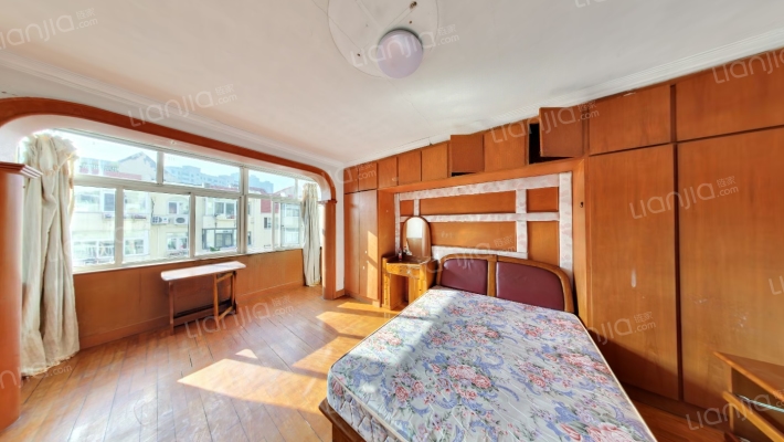 金湖小区二手房实景图