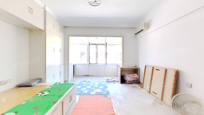 阿尔滨家属楼二手房实景图