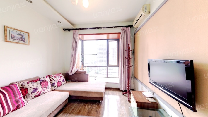 皇后国际二手房实景图