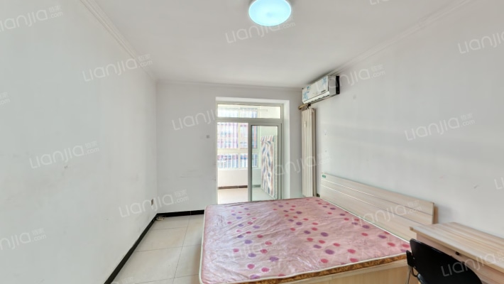 西环里二手房实景图