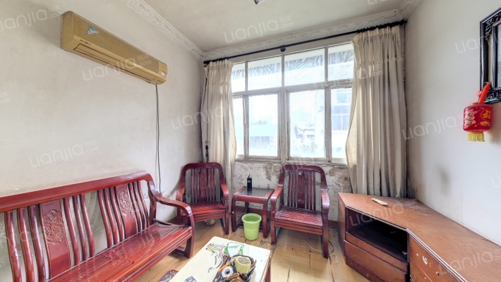 洪山中学宿舍二手房实景图