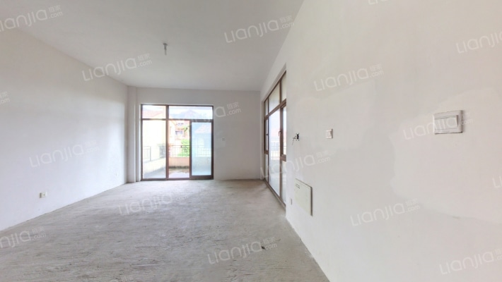 望津山别墅区二手房实景图