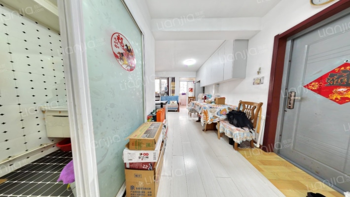 奖工东苑南区二手房实景图