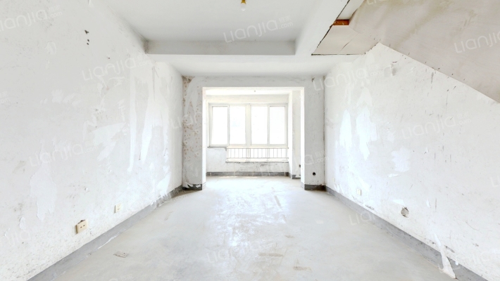 贵和华庭二手房实景图