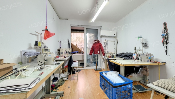 新景南苑二手房实景图
