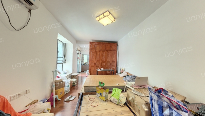 C派公寓二手房实景图