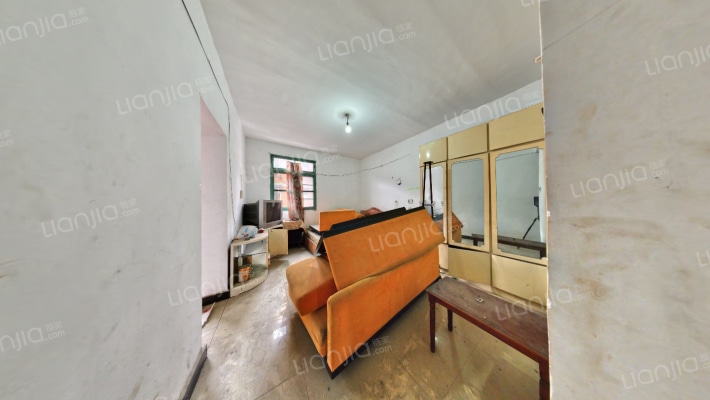 岷山路二段680号二手房实景图