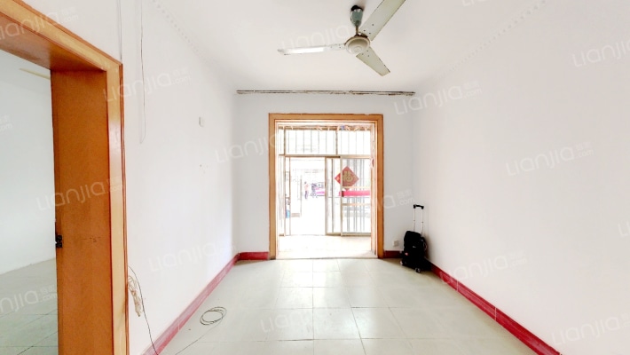 地铁局小区二手房实景图