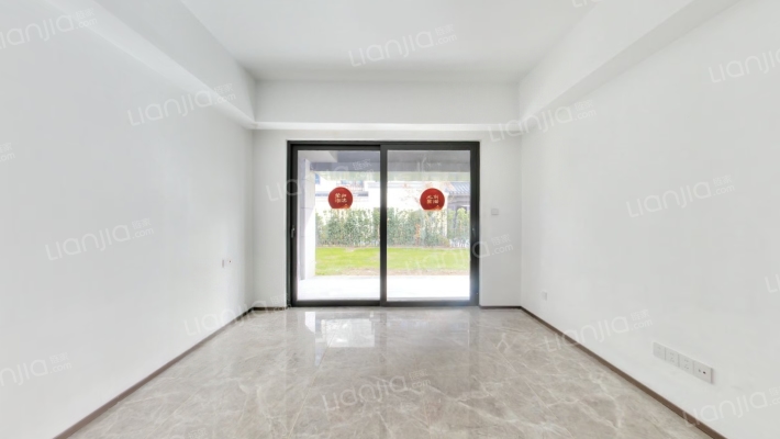 春风湖滨二手房实景图