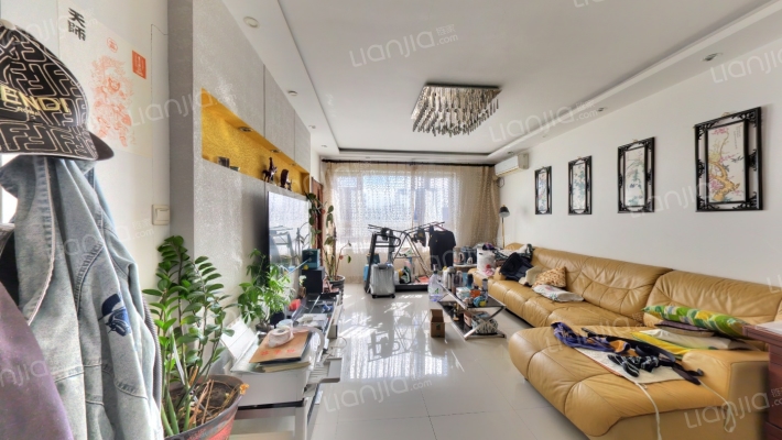 保利百合香湾C区二手房实景图