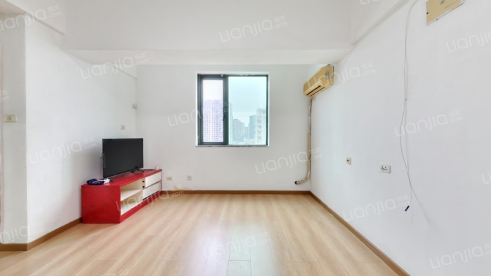 俊华雅苑二手房实景图