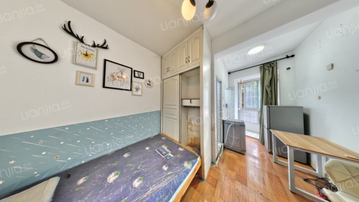 志龙石坪苑二手房实景图