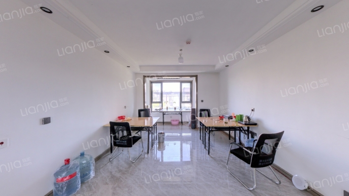 兰州新区市政家园二手房实景图