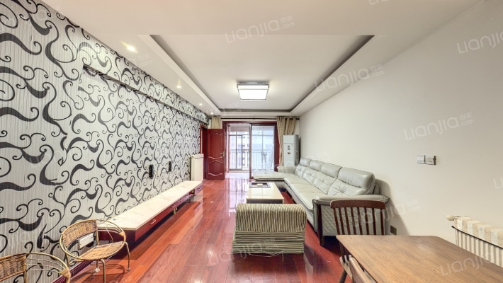 凯通朝庭二手房实景图