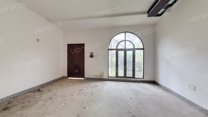 龙湖东桥郡三组团二手房实景图