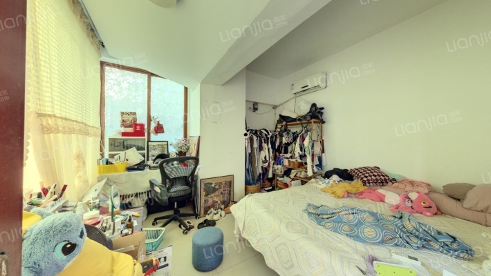 国贸大厦二手房实景图